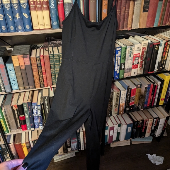 Active Jumpsuit romper - Picture 2 of 3